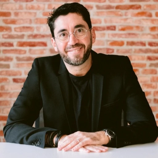 Interview de Michael Benchabat : Faciliter le quotidien et augmenter les gains des mandataires immobiliers
