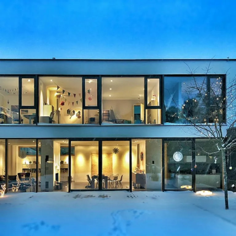 L'impact des panneaux d'agence immobilière sur le marché résidentiel