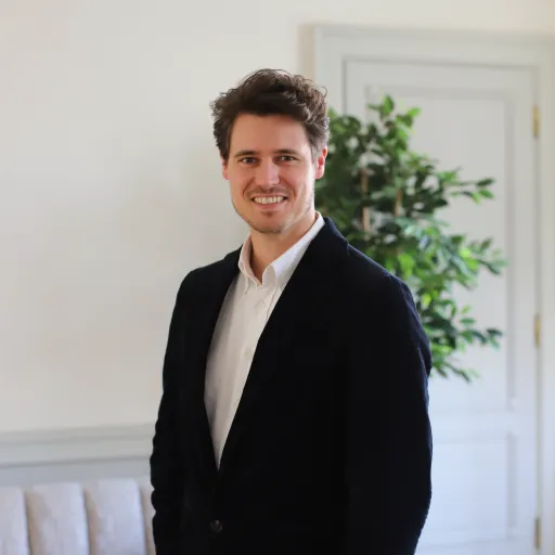 Interview de Olivier Clur du cabinet de conseil en investissement immobilier Montclair : vers une stratégie patrimoniale de long terme